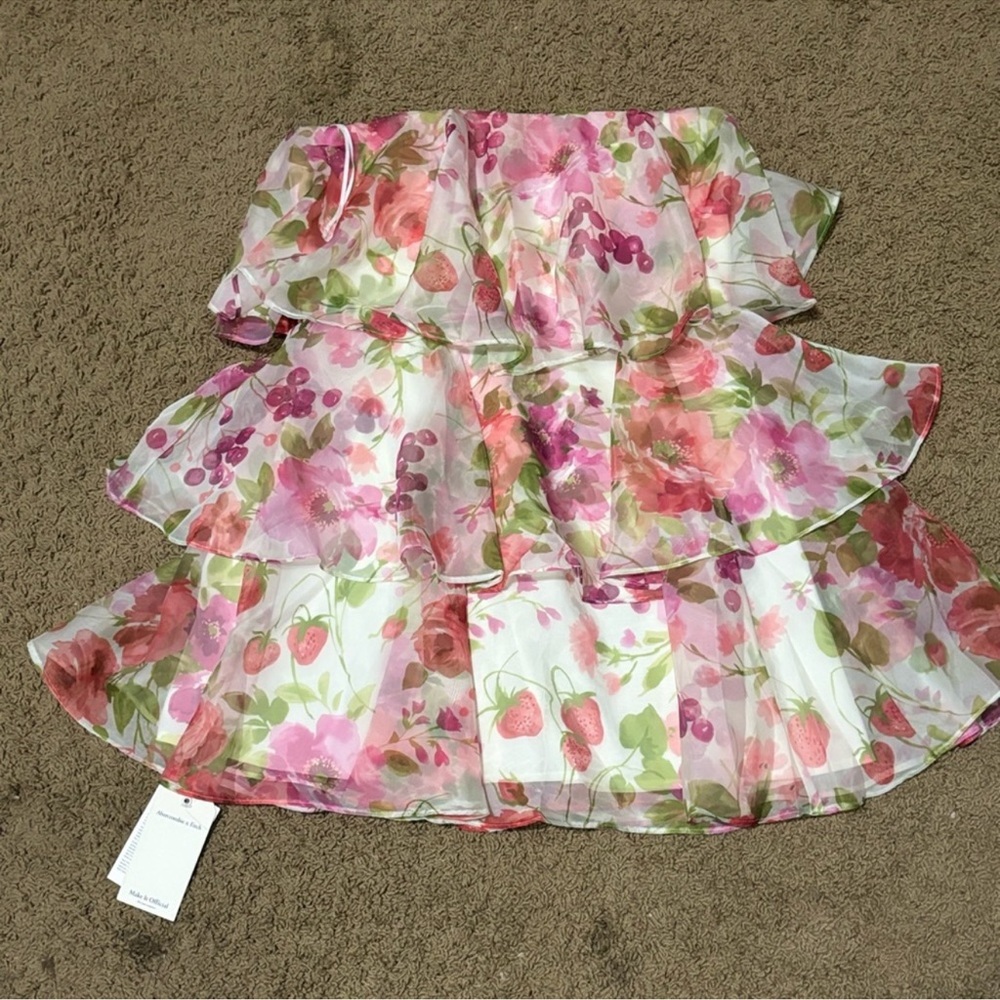 🍃🍓Organza Tiered Strapless Mini Dress Abercrombie & Fitch - Picture 2 of 9